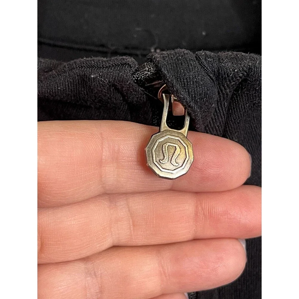 lululemon athletica item description